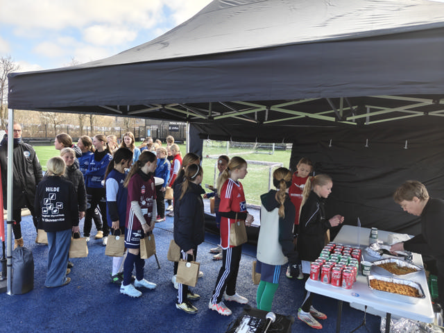 Fællesskab på sidelinjen